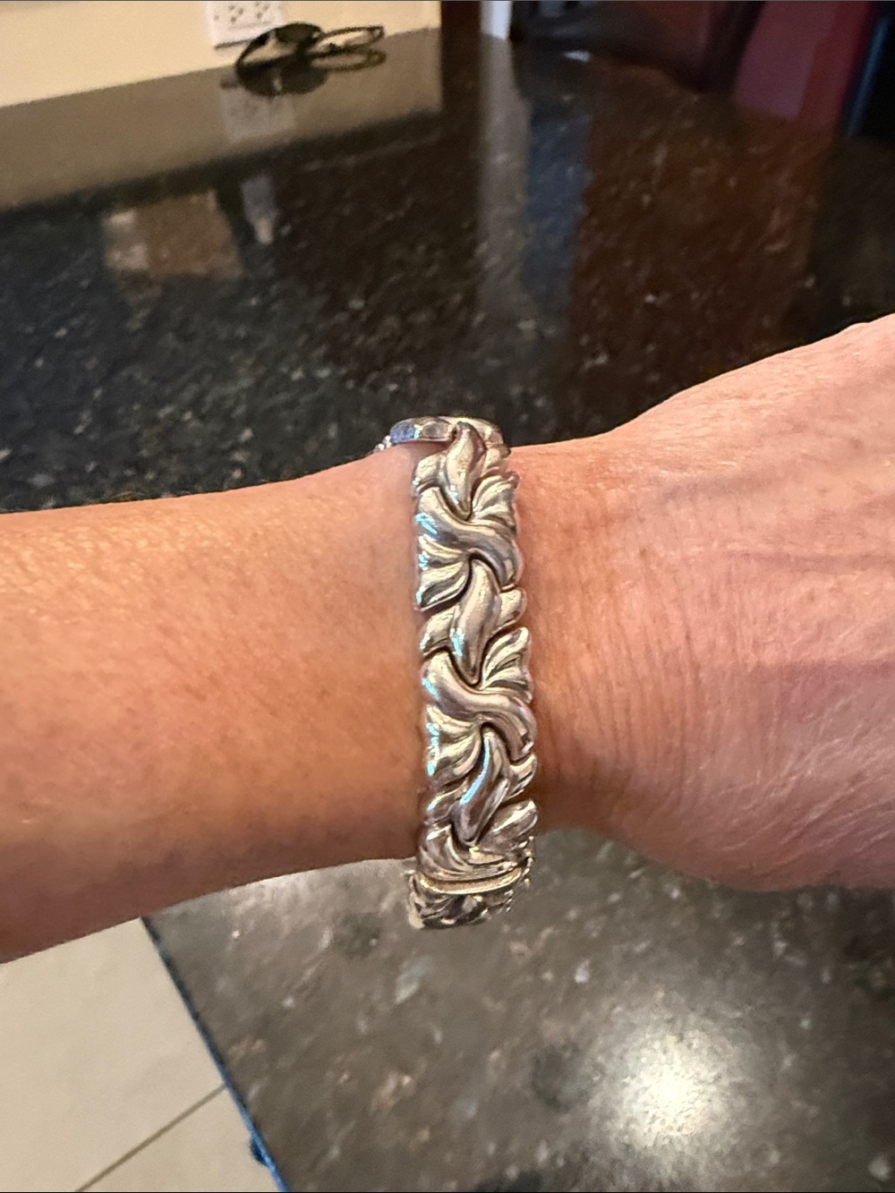 Vintage Italian Sterling Silver Leaf-Pattern Bracelet - Silver Women’s Jewelry